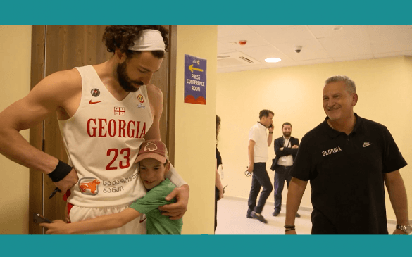 ძმა ხარ... ნაკრებში გელოდებით - თორნიკე შენგელიას და გულშემატკივრის ემოციური შეხვედრა